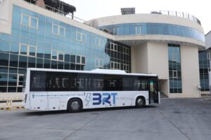 النقل: تصنيع 100 حافلة كهرباء محليا للعمل في مشروع الأتوبيس الترددي السريع BRT على الطريق الدائري