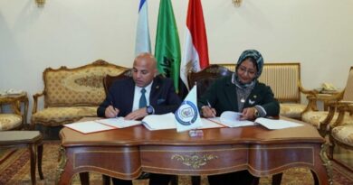 مجمع عمال مصر”omc “يوقع بروتوكول تعاون مع كلية النانو تكنولوجي بجامعة القاهرة لتطوير “قطاع التدريب والتأهيل الصناعي في مصر”